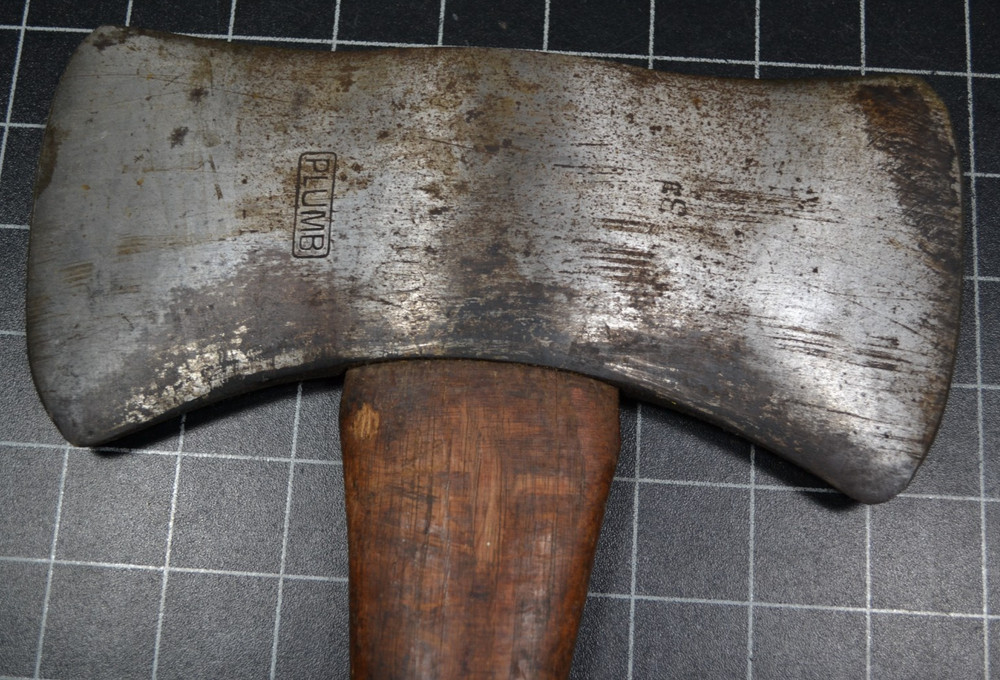 PLUMB - 3 1/2# - DOUBLE BIT AXE - ALL ORIGINAL