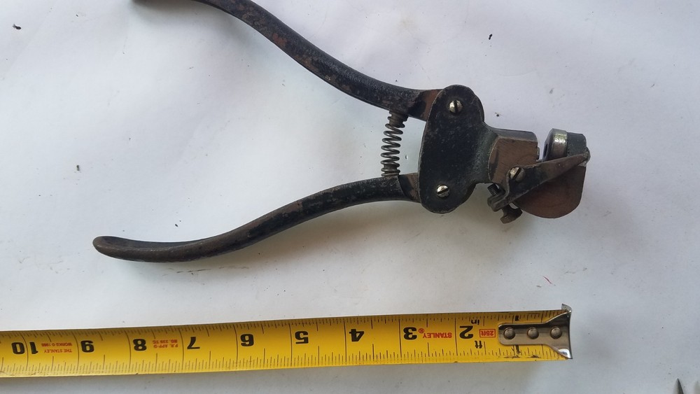 Vintage Disston "Triumph" Saw Set Tool