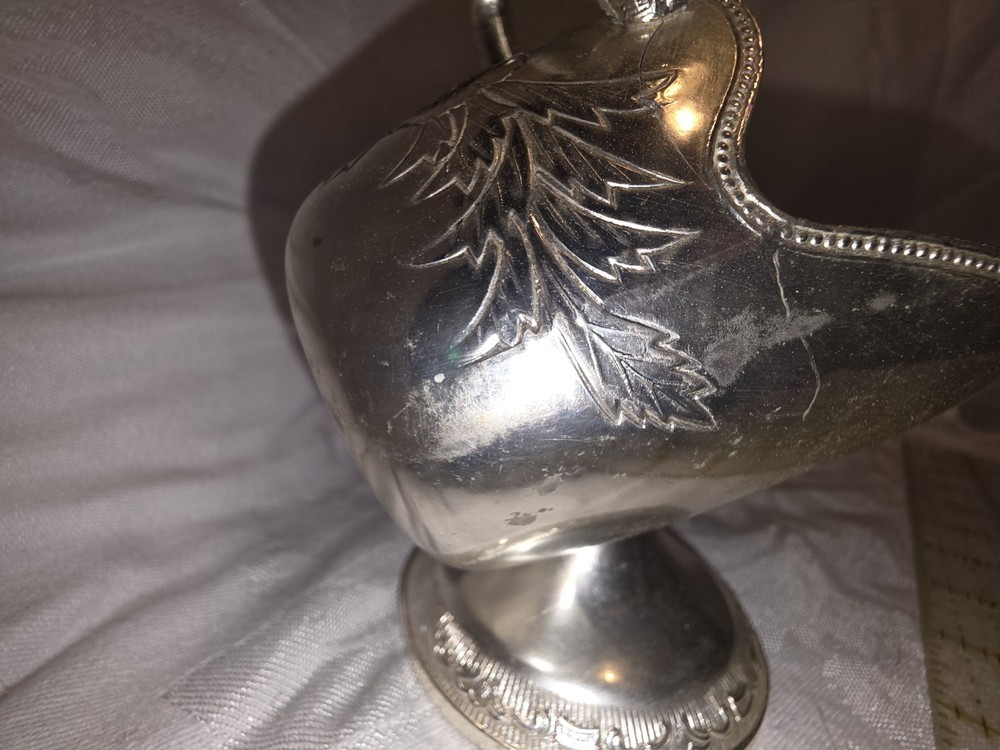 Sugar Skuttle With Scoop Tarnish Resistant-Has Scuff Marks 7"