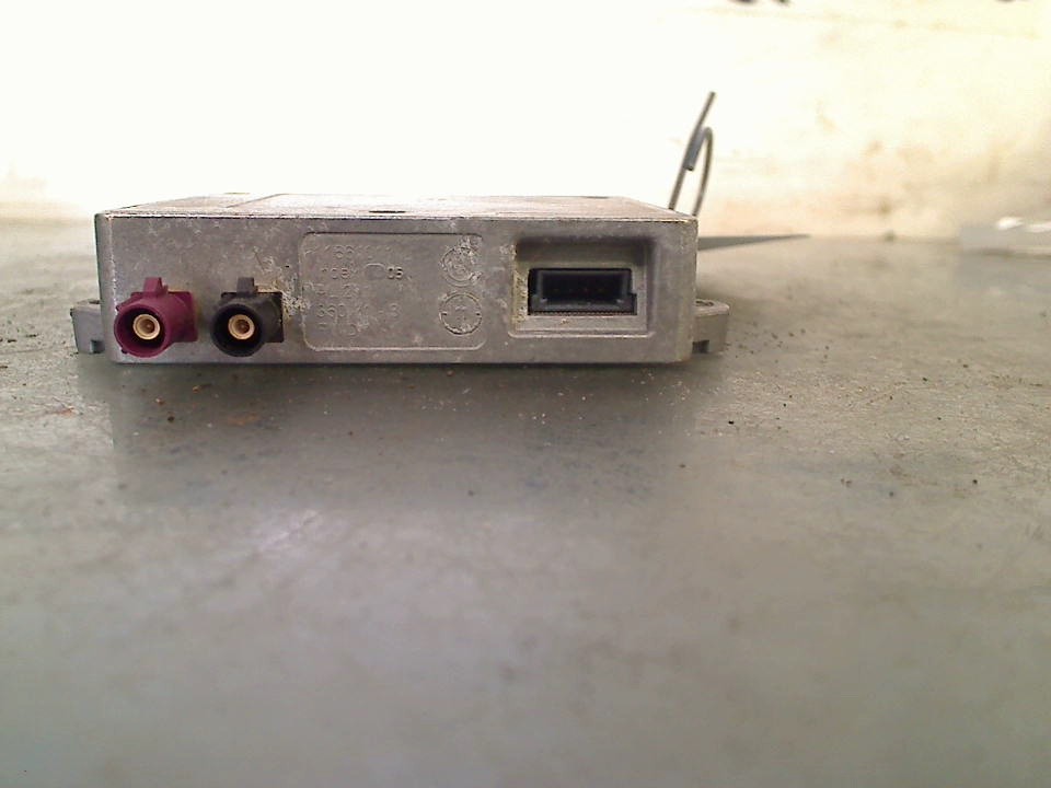 ANTENNA AMPLIFIER ANTENNA AMPLIFIER AUDI A8 (D4) 2012 8JO035456A