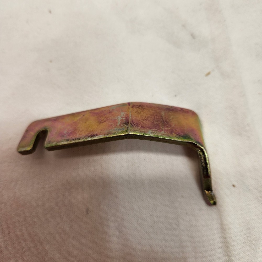 Brother KH930 KH930E Knitting Machine Accessory Part Carriage Lock