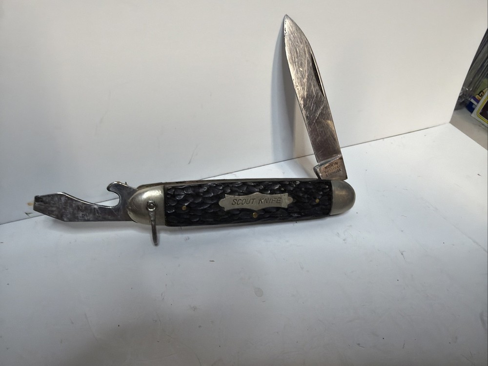 VINTAGE TWO BLADE SCOUTS POCKET KNIFE MADE IN GERMANY NICE SHARP!