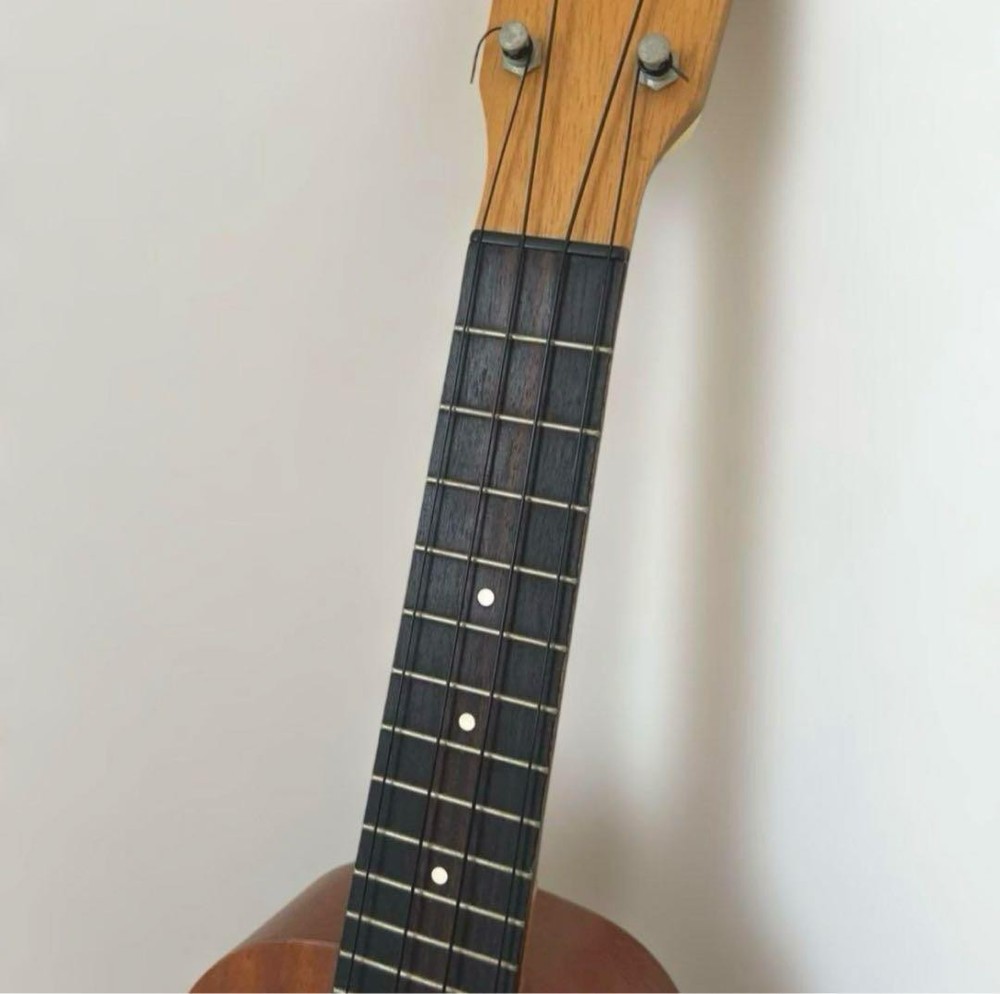 [Good condition] famous soprano ukulele FS-1