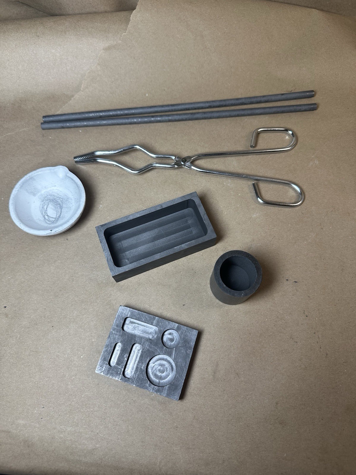 7-Piece Graphite Torch Melting and Casting Kit with Crucibles and Moulds