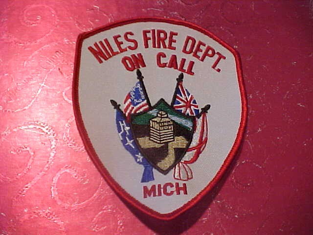 NILES MICHIGAN FIRE DEPARTMENT PATCH SHOULDER SIZE UNUSED