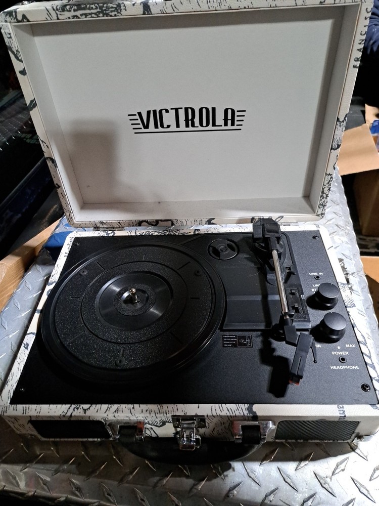 antique rca victrola record player