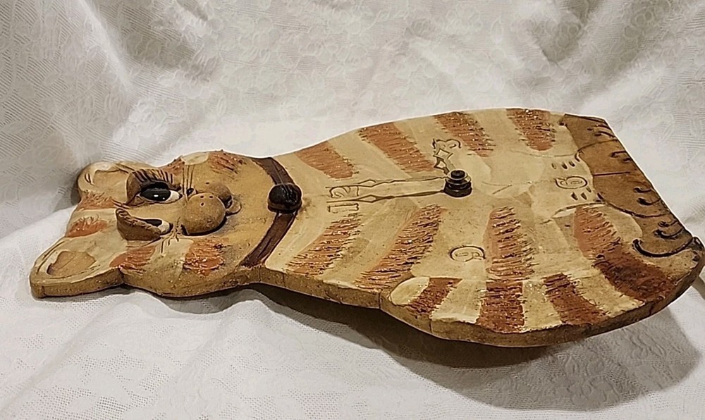 Max Hindt Pottery Cat Wall Clock