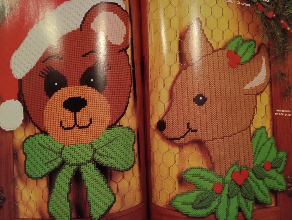 Holiday Christmas Decor Plastic Canvas Pattern Book Halloween Easter St Patrick