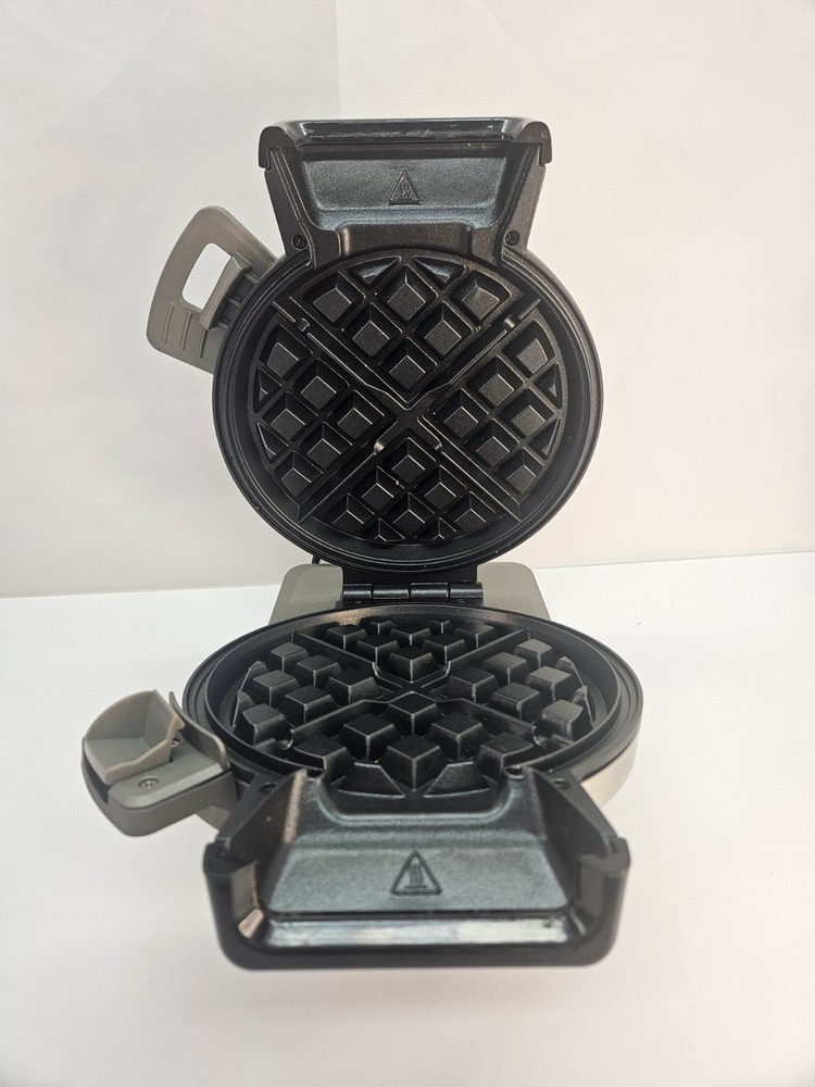 Cuisinart VWM-200PC1 Vertical Belgian Waffle Maker