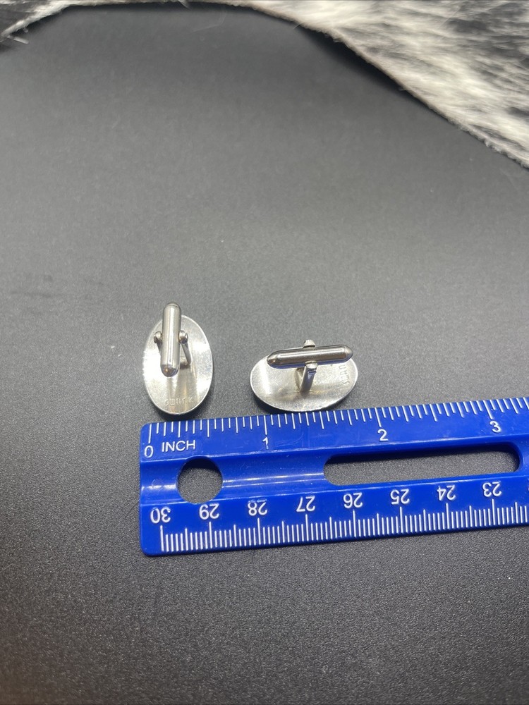 Stunning Silvertone Vintage Cuff Links #Q42