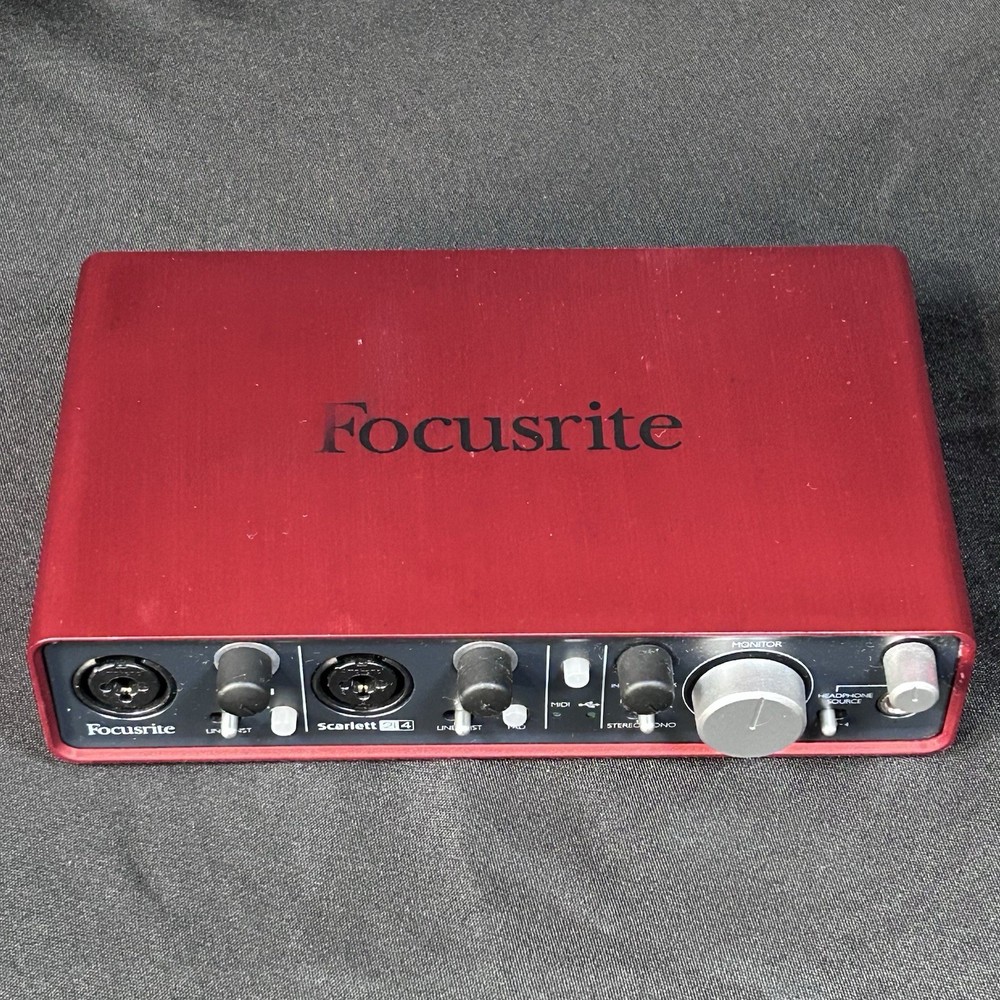 Focusrite Scarlett 2i4 USB Audio Interface Device