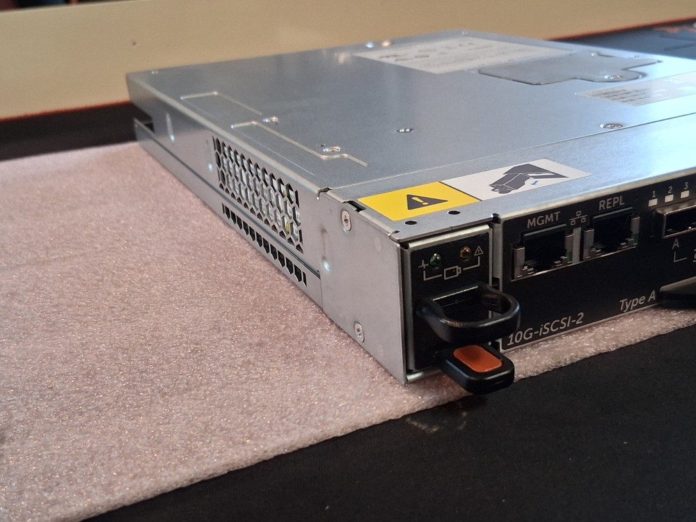 DELL 10G-iSCSI-2 Storage Controller / E15M E15M001 / 0998162-22