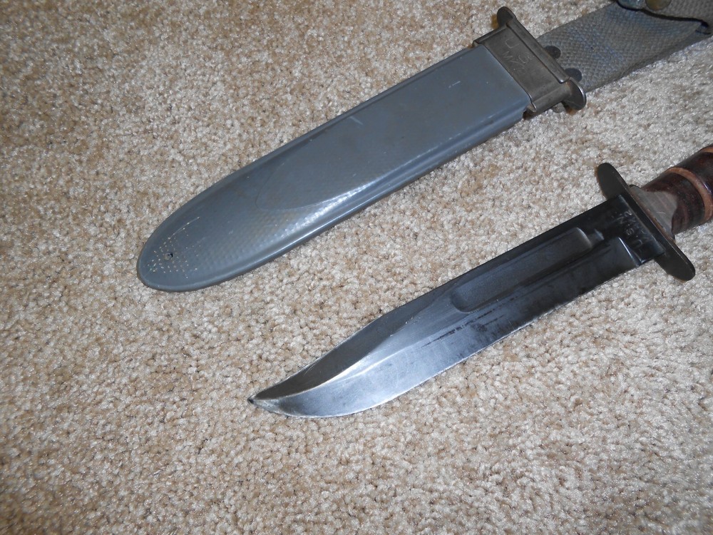 WW2 CAMILLUS MK 2 FIGHTING KNIFE U.S.N. , Nice & Clean