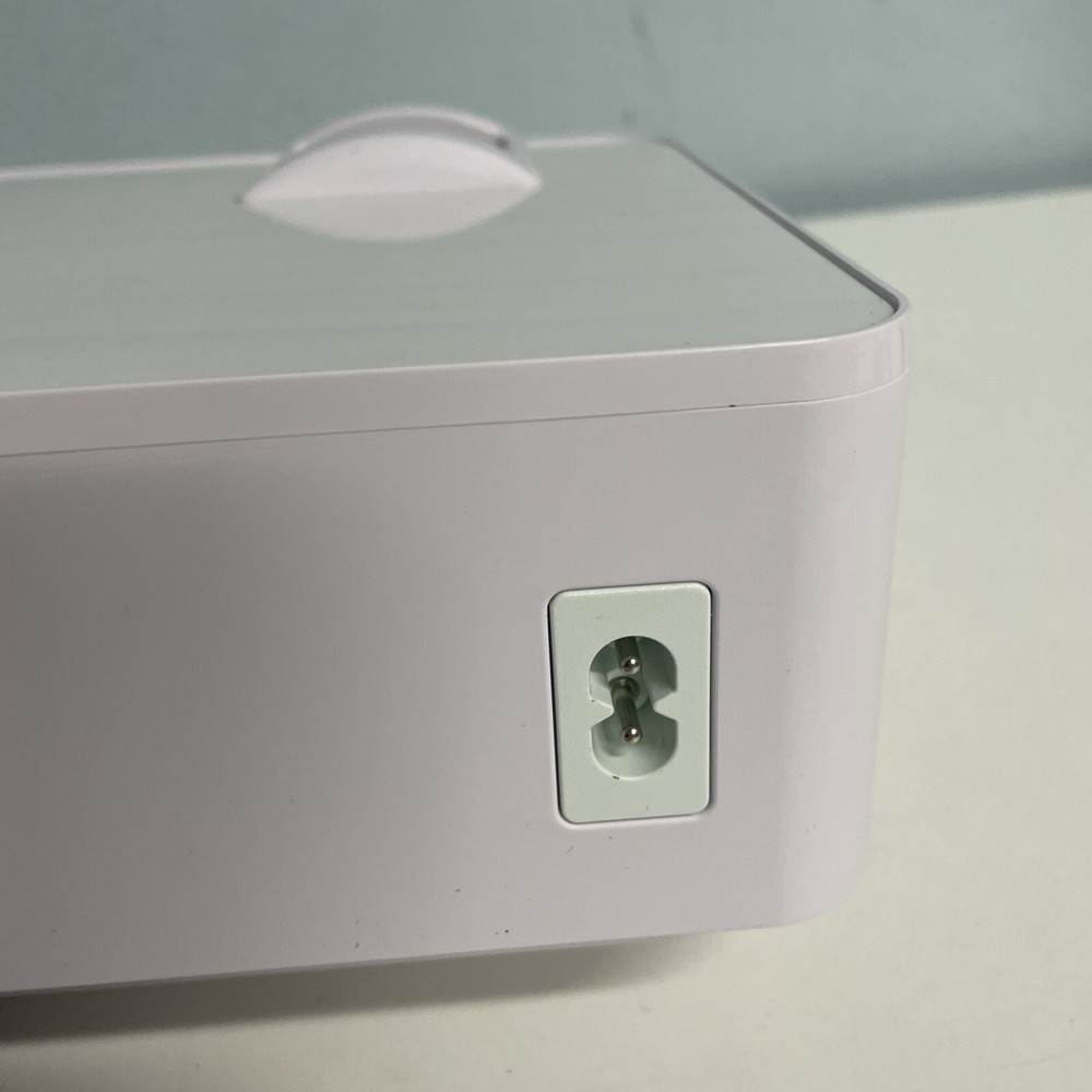 TOPVISION Projector 7500L Portable Mini Projector Return/ Projector only Works G