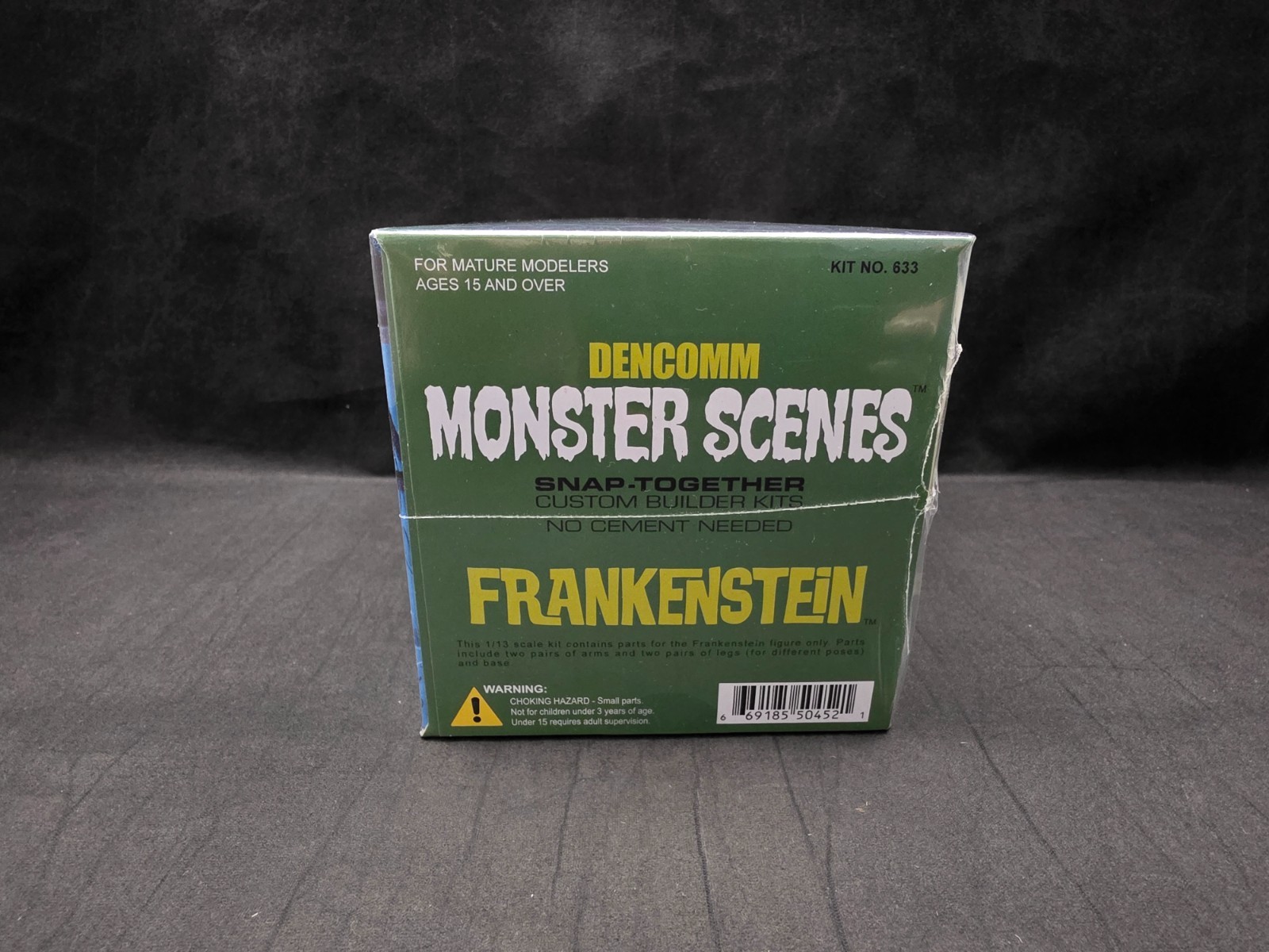 DENCOMM Monster Scenes "Frankenstein" Limited Edition 1:13 Scale Model Kit 633