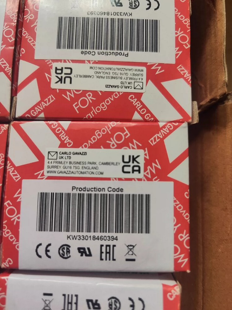 1pcs New CARLOGAVAZZI RS1A40D40E Solid State Relays