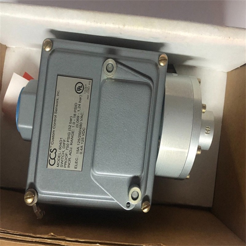 1x NEW CCS pressure switch 604D1