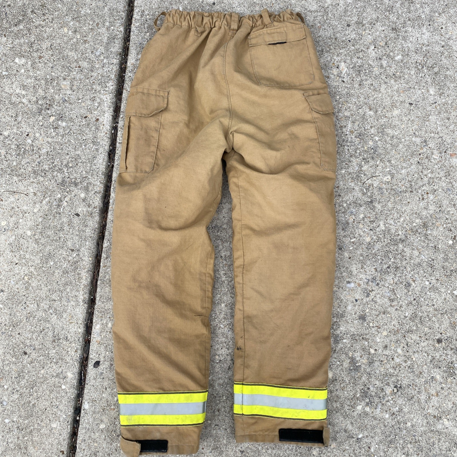 Globe Lifeline Technical Rescue Extrication EMS PANTS Medium 34 X 32 Length