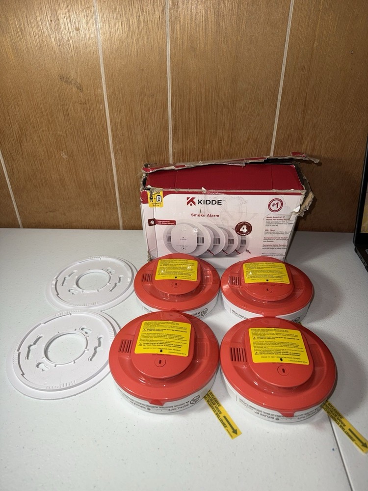 Kidde Smoke Alarm Model 20SAR Hard Wired Detector, battery, 4 Pack (READ)