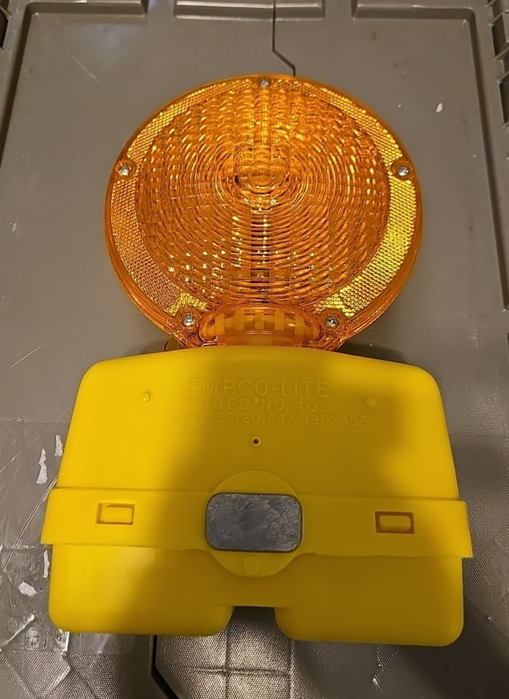 NEW Empco-Lite Model 400 Amber Construction Warning LIght