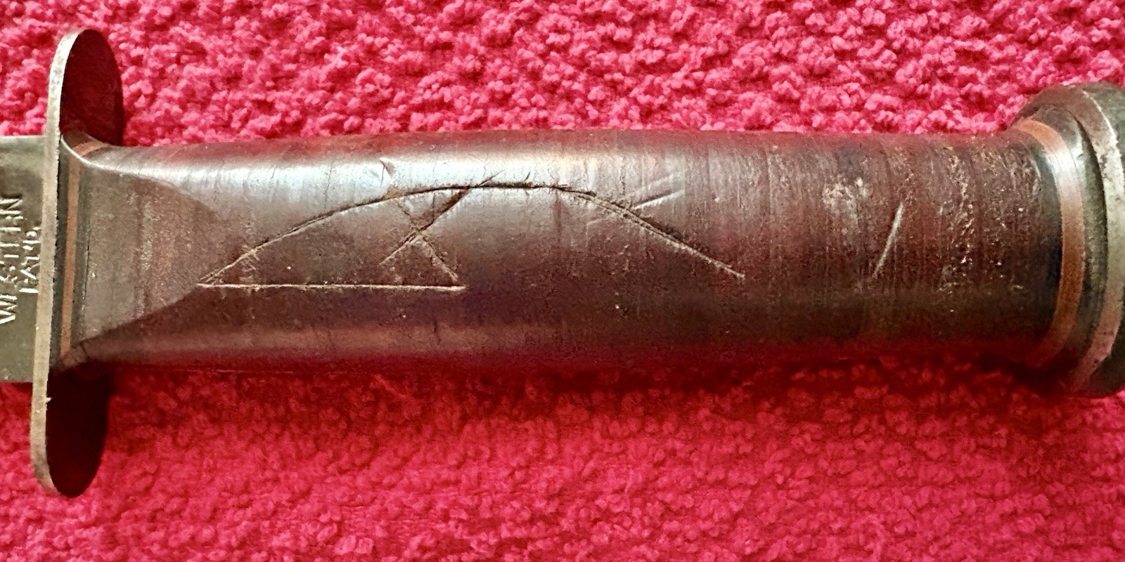 WWII WESTERN G46-8 FIGHTING KNIFE BLUED BLADE WITH CORRECT WWII LEATHER SHEATH