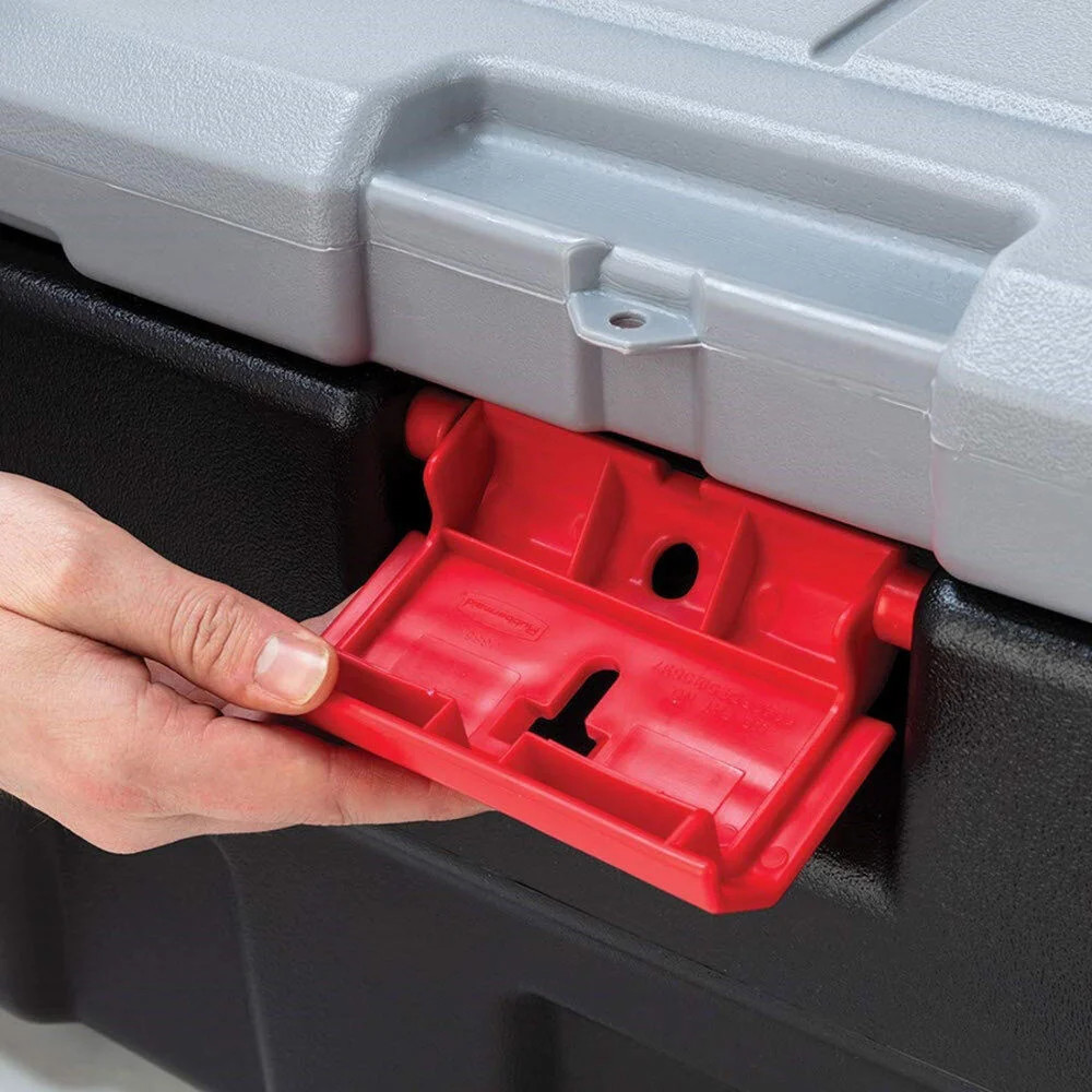 Rubbermaid 48 Gallon Action Packer