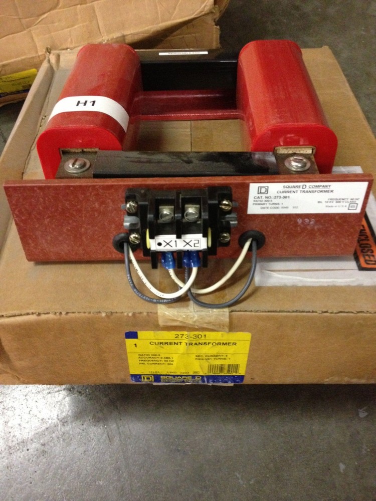 273-301 Square D Current Transformer 300:5 NIB