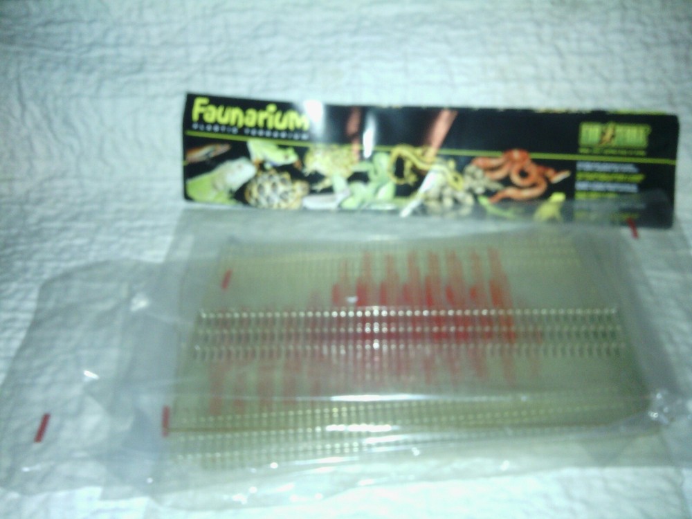 faunarium re-movable windo set 8 pack