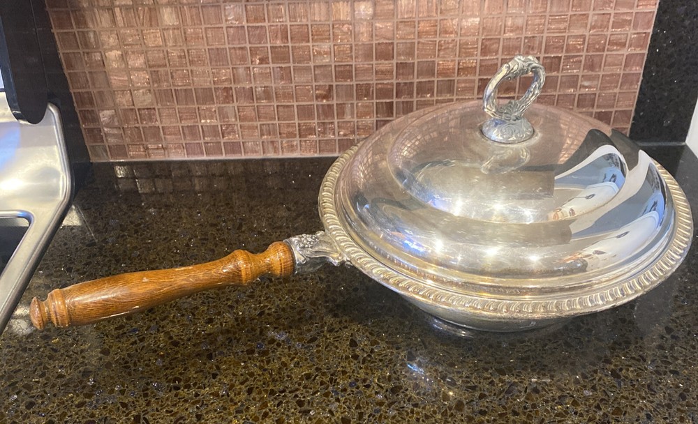 Vintage Antique Silver Plated Victorian Chafing Dish With Lid Wood Handle