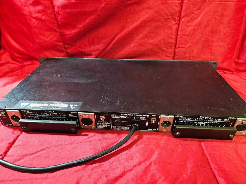 BSS DPR 402 2-Channel Analog Compressor / Limiter / De-Esser