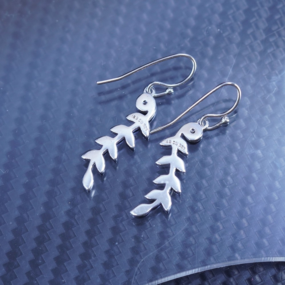 Vintage sterling silver 925 earrings with leafy dangle