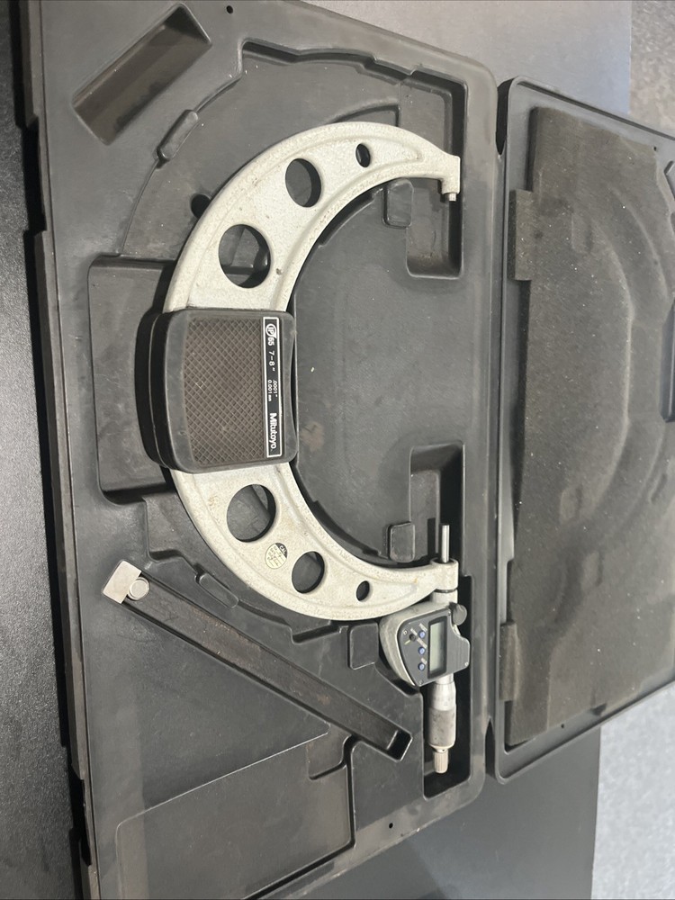 Mitutoyo 177.8mm-203.2mm Micrometer