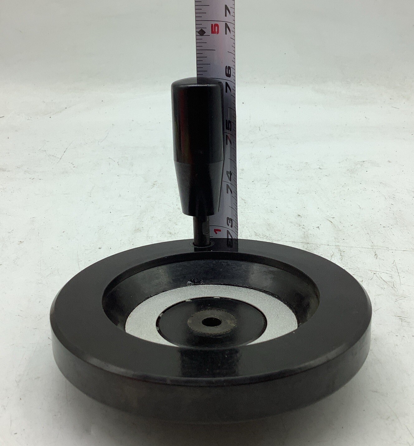 Hand Wheel Plastic, 124mm/4 7/8” Dia. , 8mm/5/16” Hole, 8mm Handle(1842-D1)