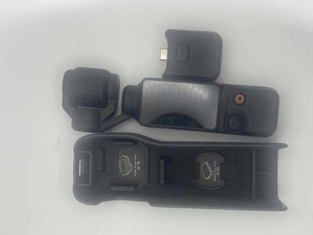 DJI Osmo Pocket 3-Axis Stabilizer and 4K Handheld Camera