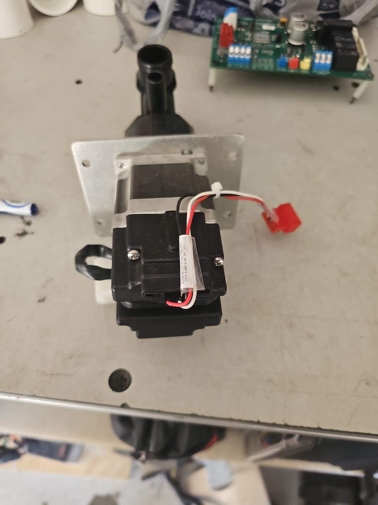 Fluid Management Duraflow-VX 38053 Canister Pump