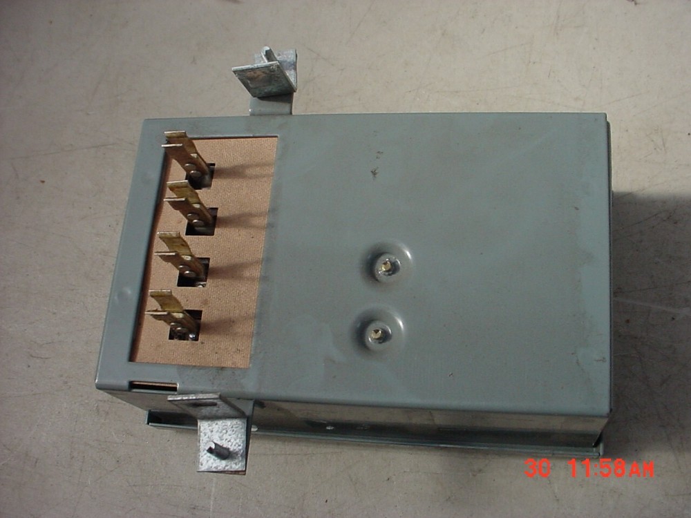 Square D PIN-QO Busway Plug-in Enclosure