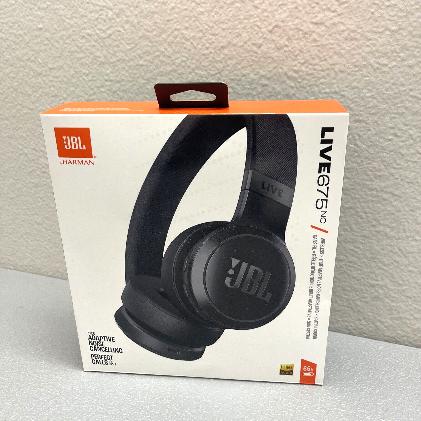 JBL Live 675NC Wireless On-Ear Headphones with Adaptive Noise Cancelling - NOB