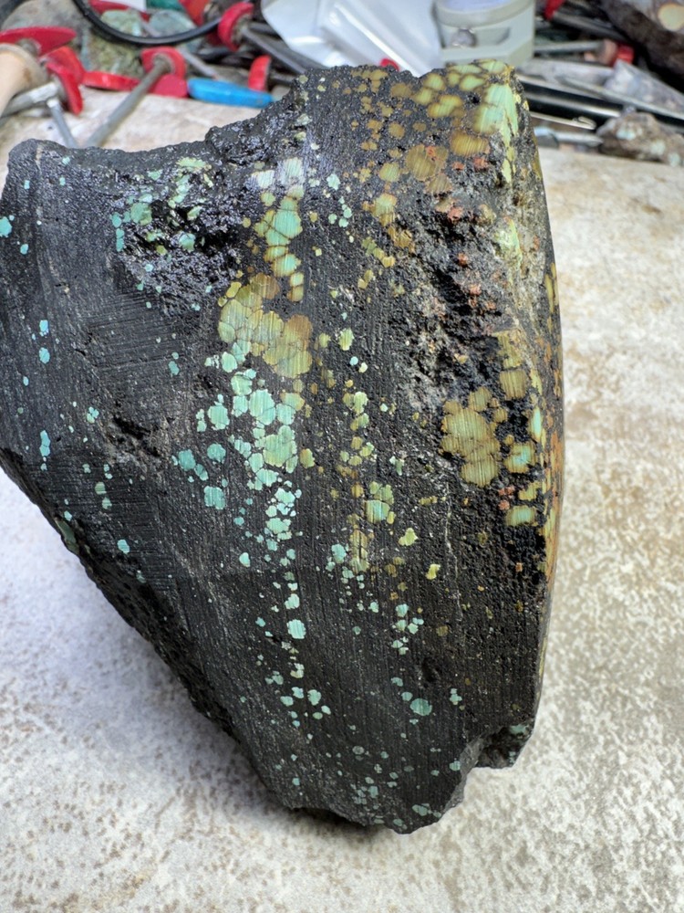 Natural Hubei turquoise polychrome multi color