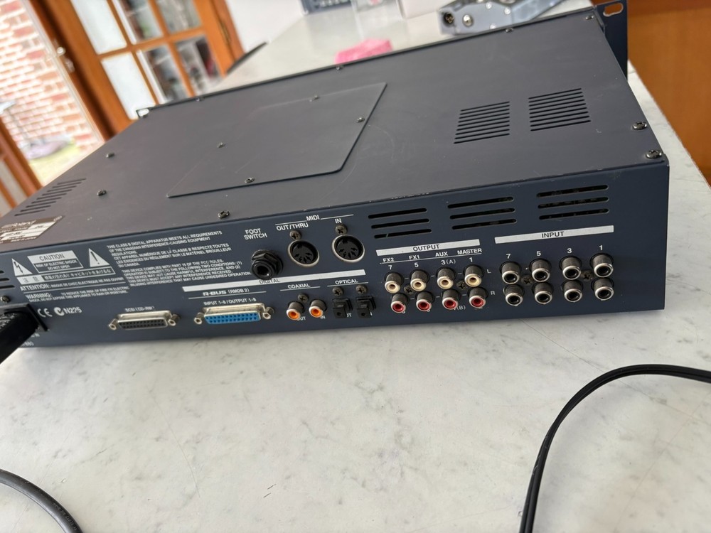Roland VSR880