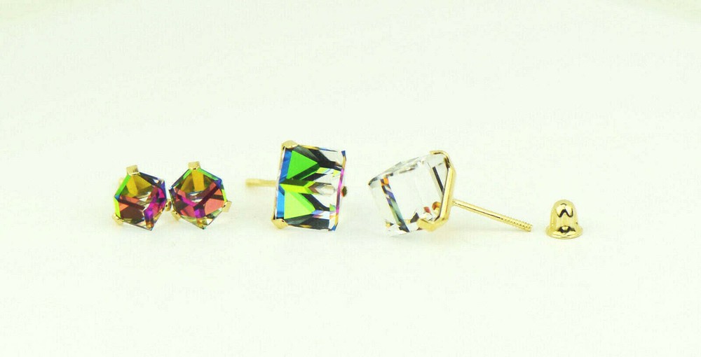 14k Yellow Gold Cube Tornasol Stud Earrings