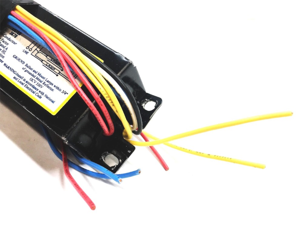 Advance 120V60Hz Centium Program Rapid-Start Electronic Ballast RCN-3S32-SC USED