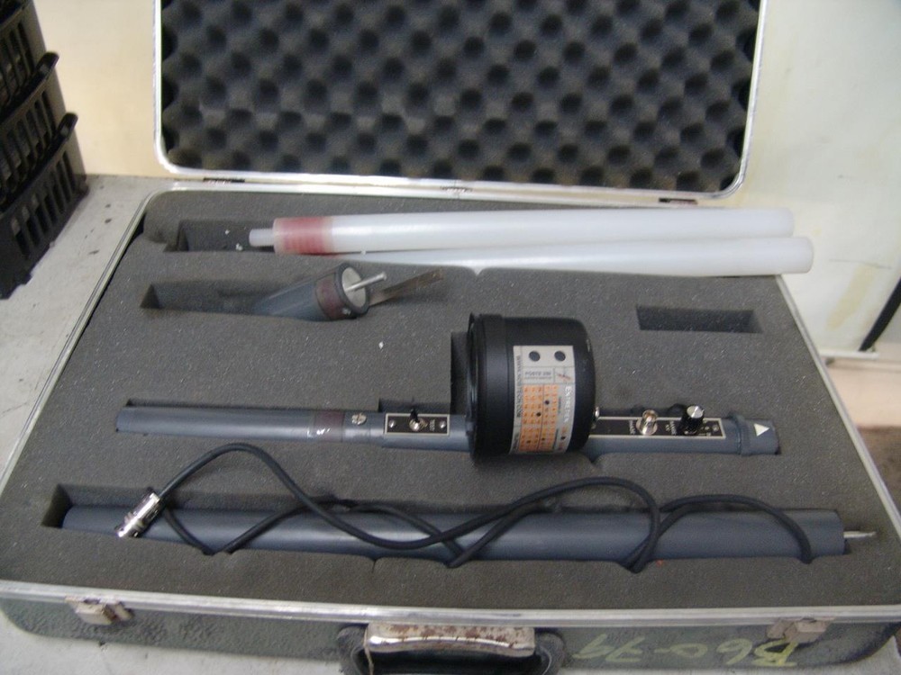 Clantech Hot Phasing Set for High Voltage, Voltage Detector Model PV100A #2