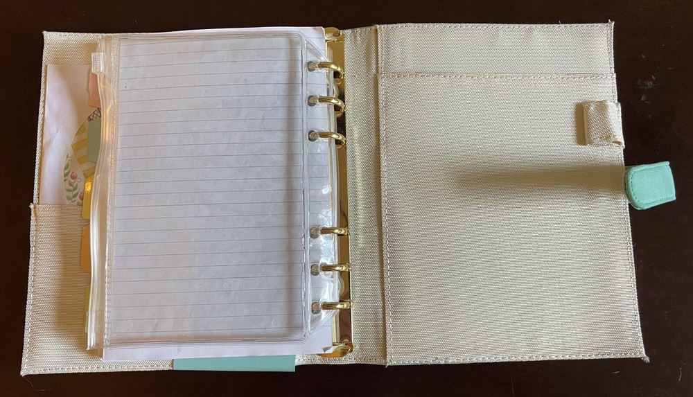 Debbie Macomber Knitter’s Complete Journal w/Paper, Plastic Needle Gauge & CD