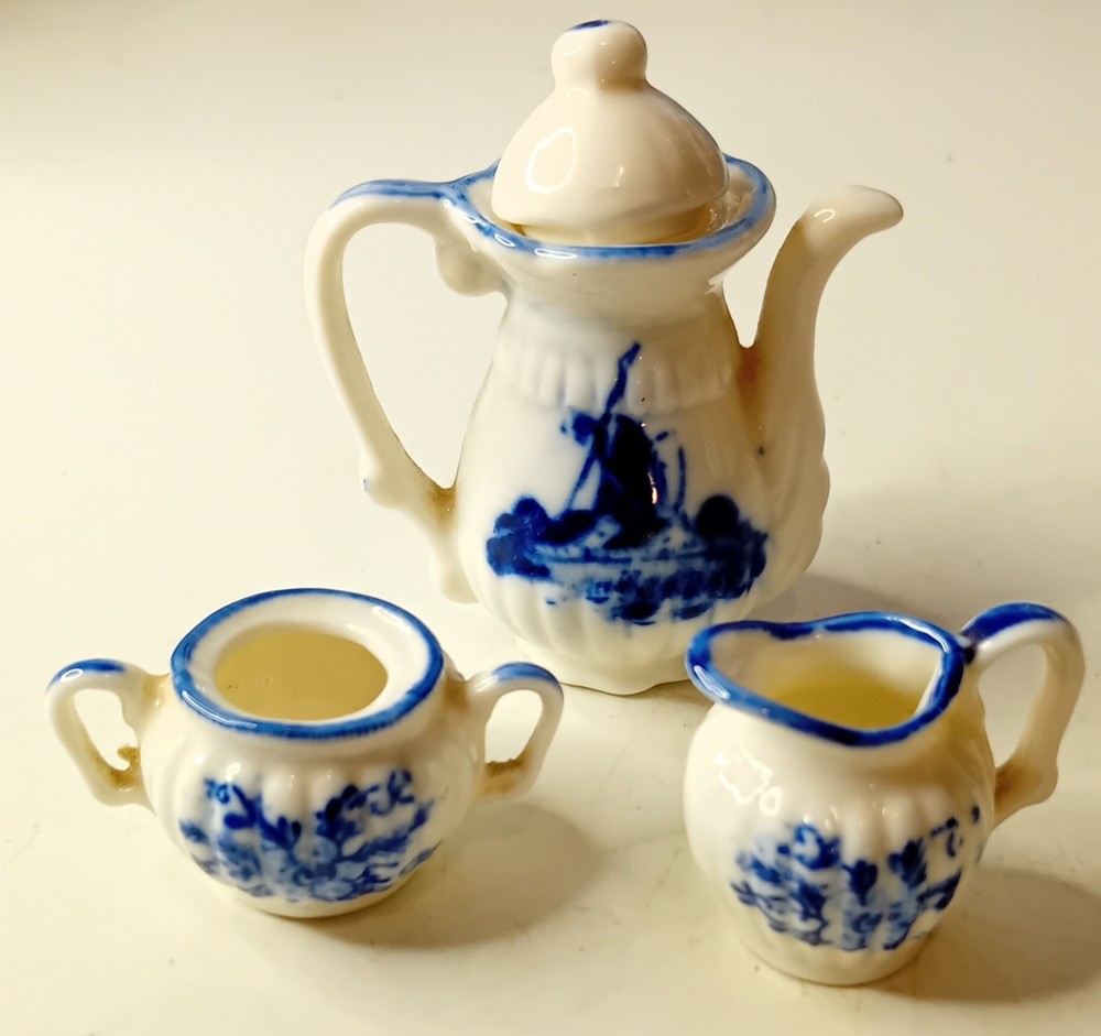 Miniature Tea Set Ceramic Blue & White 4 Piece Set