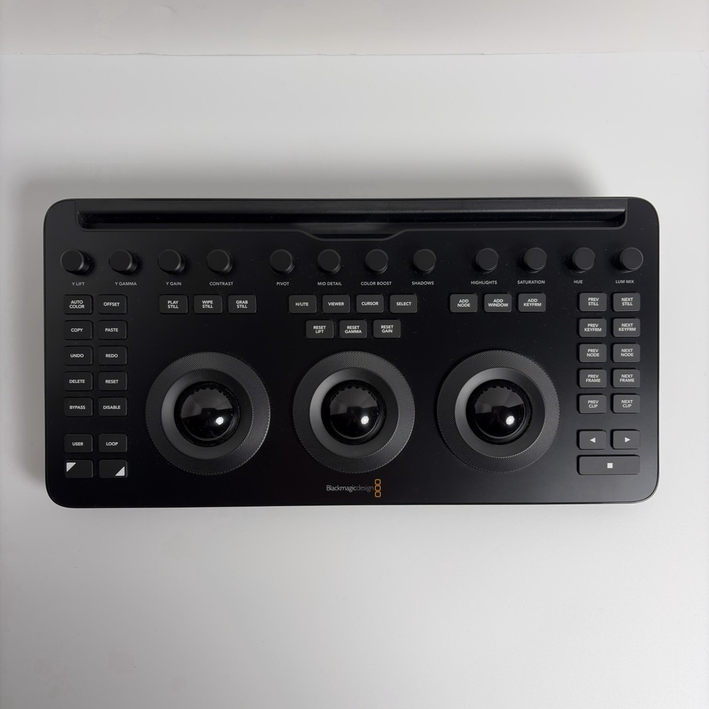 Blackmagic Design - Davinci Resolve Micro Color Panel