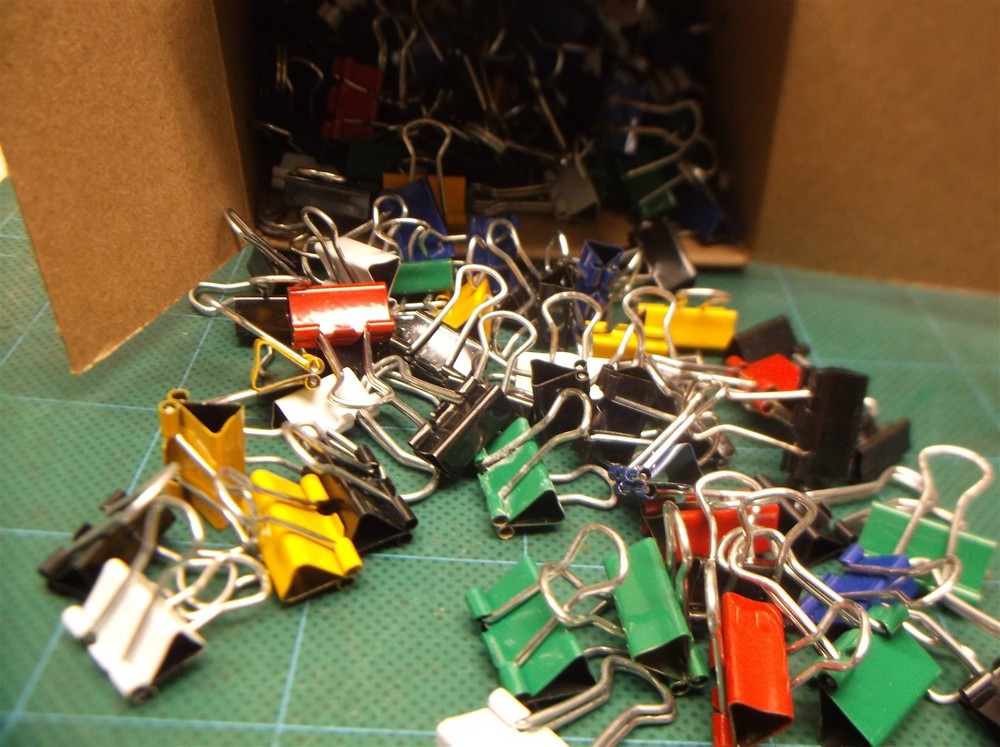 300 Assorted Colors Mini Binder Clips