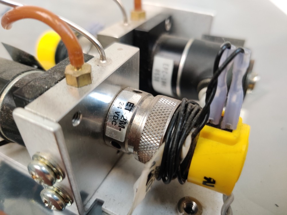 PerkinElmer Clarus Control Solenoid Valve for Split/Splitless Injector. Working