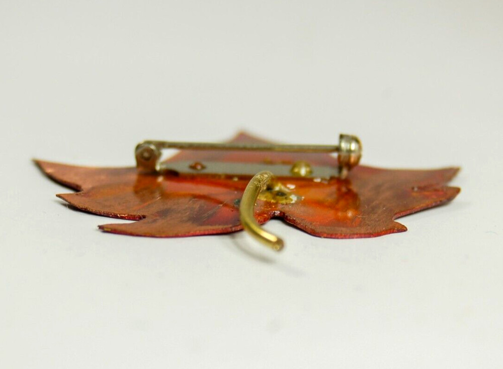 Metal Maple Leaf red/orange copper brooch pin