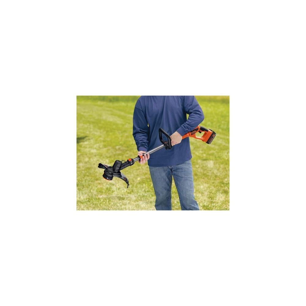 BLACK+DECKER 40V MAX* String Trimmer / Edger and Sweeper Combo - LCC140