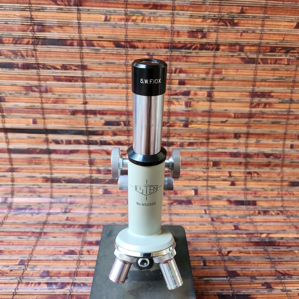 ESTEN MICROSCOPE NO. 652502 - Made in Japan, VERY SOLID CONSTRUCTION